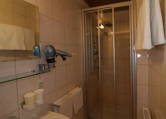 Maria-luise קאפל